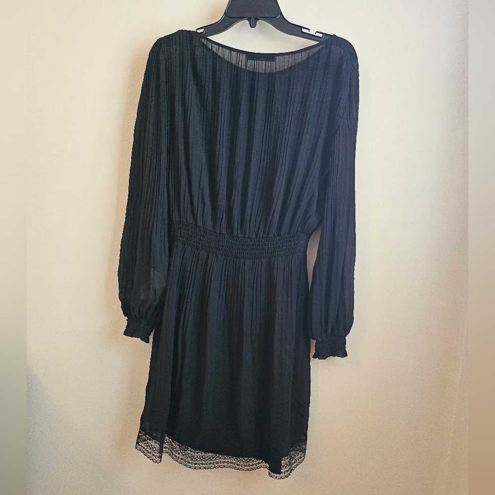 Elegant Black Long Sleeve Dress